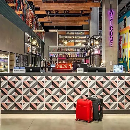 Moxy Oriente 3* Lisboa