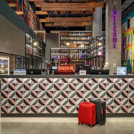 Moxy Oriente Lisbon