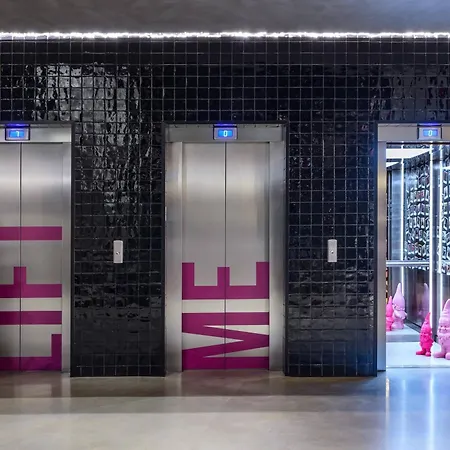 Hotel Moxy Oriente